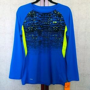 NWT Champion Blue long-sleeved workout T-shirt. Boy's size XL.